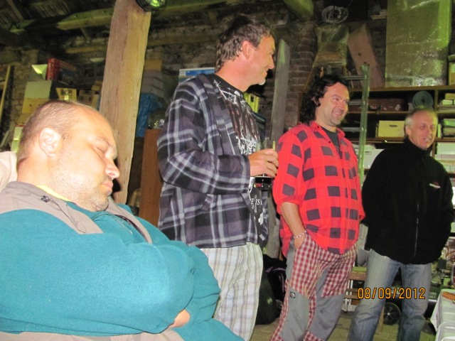 jezb2012_23